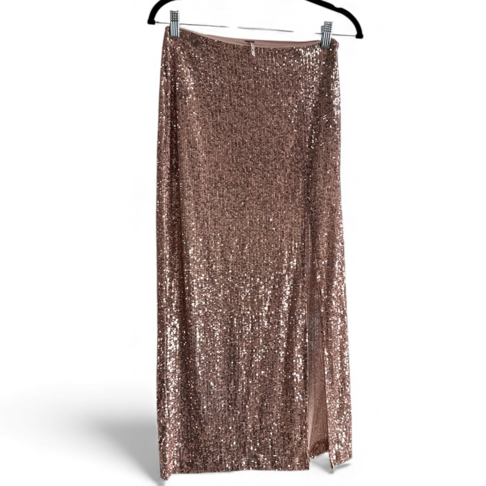 Free People Sequin Pencil Skirt in Rose Gold
Length 35”